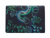 Кошелек из кожи и с рисунком морского ската