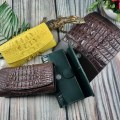 Фактурный женский кошелек из натуральной кожи со спины крокодила