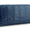Оригинальное портмоне из кожи крокодила на молнии золотого цвета